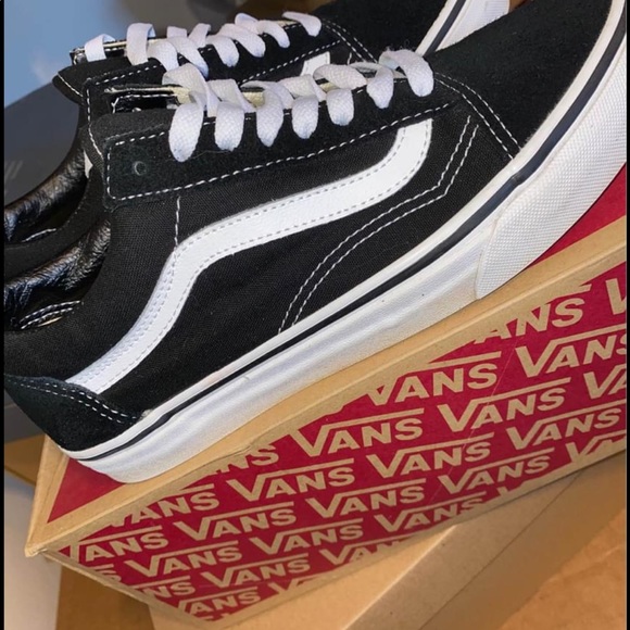 BLACK OLD SCHOOL VANS - Picture 4 of 4